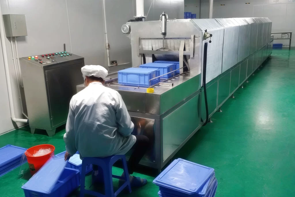 Tunnel Tote Washers